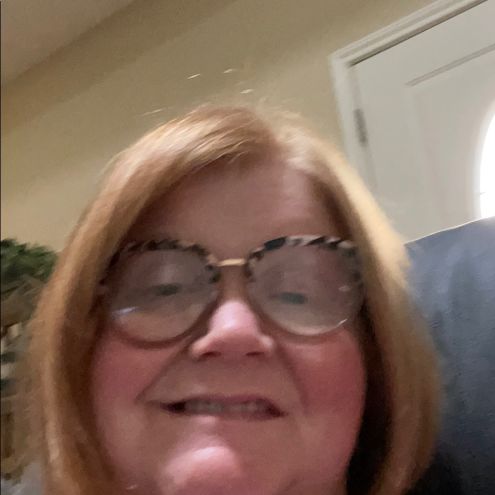 Meet your Posher, Melissa